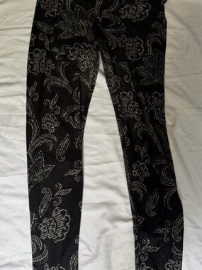 LuLaRoe black paisley leggings OS